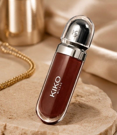 Rossetto Liquido Mat. Colore Eterno. Finish Mat Estremo