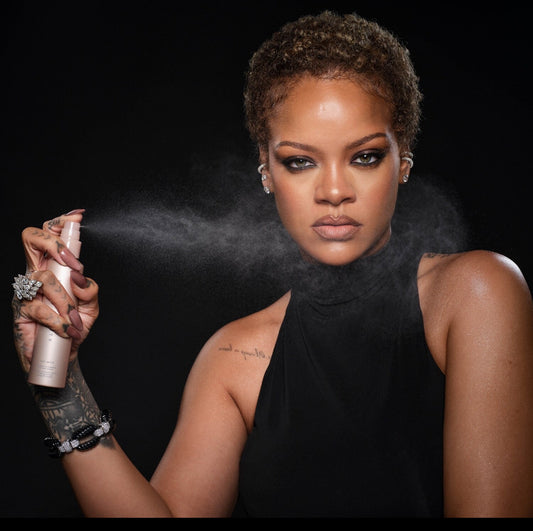 Spray fissante per il trucco