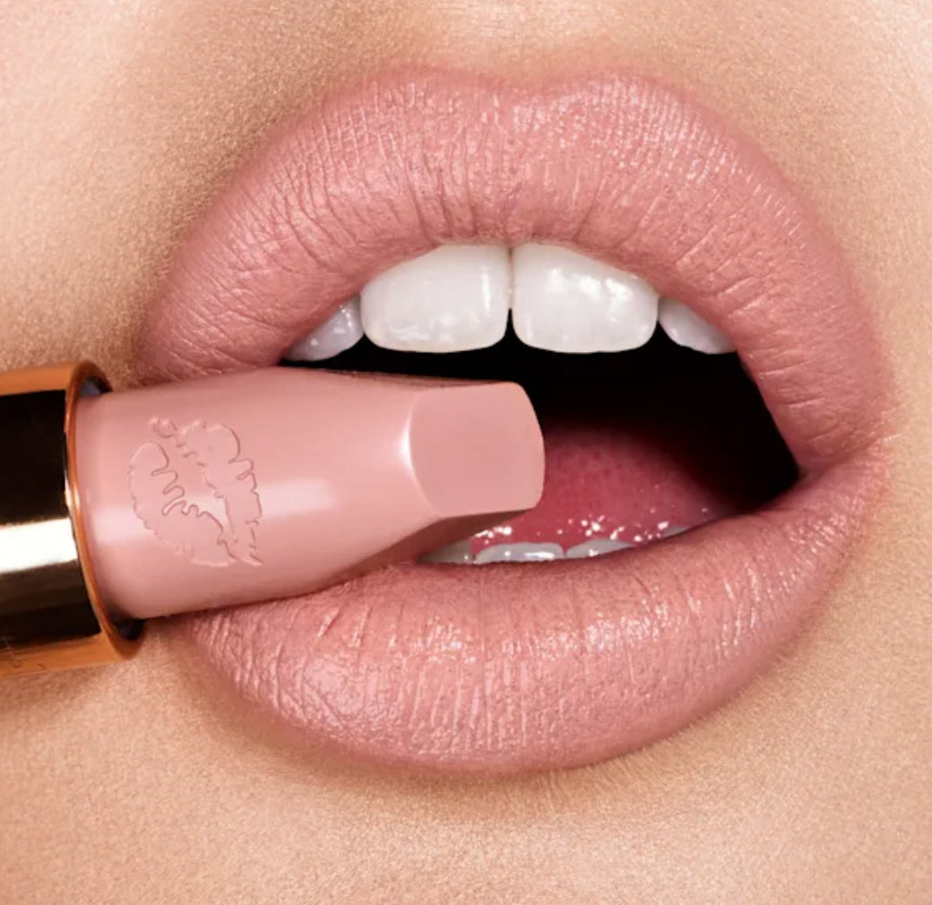 Hot lips