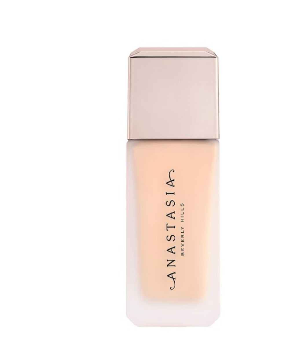 Impeccable Blurring Second-Skin Matte Foundation - Fondotinta