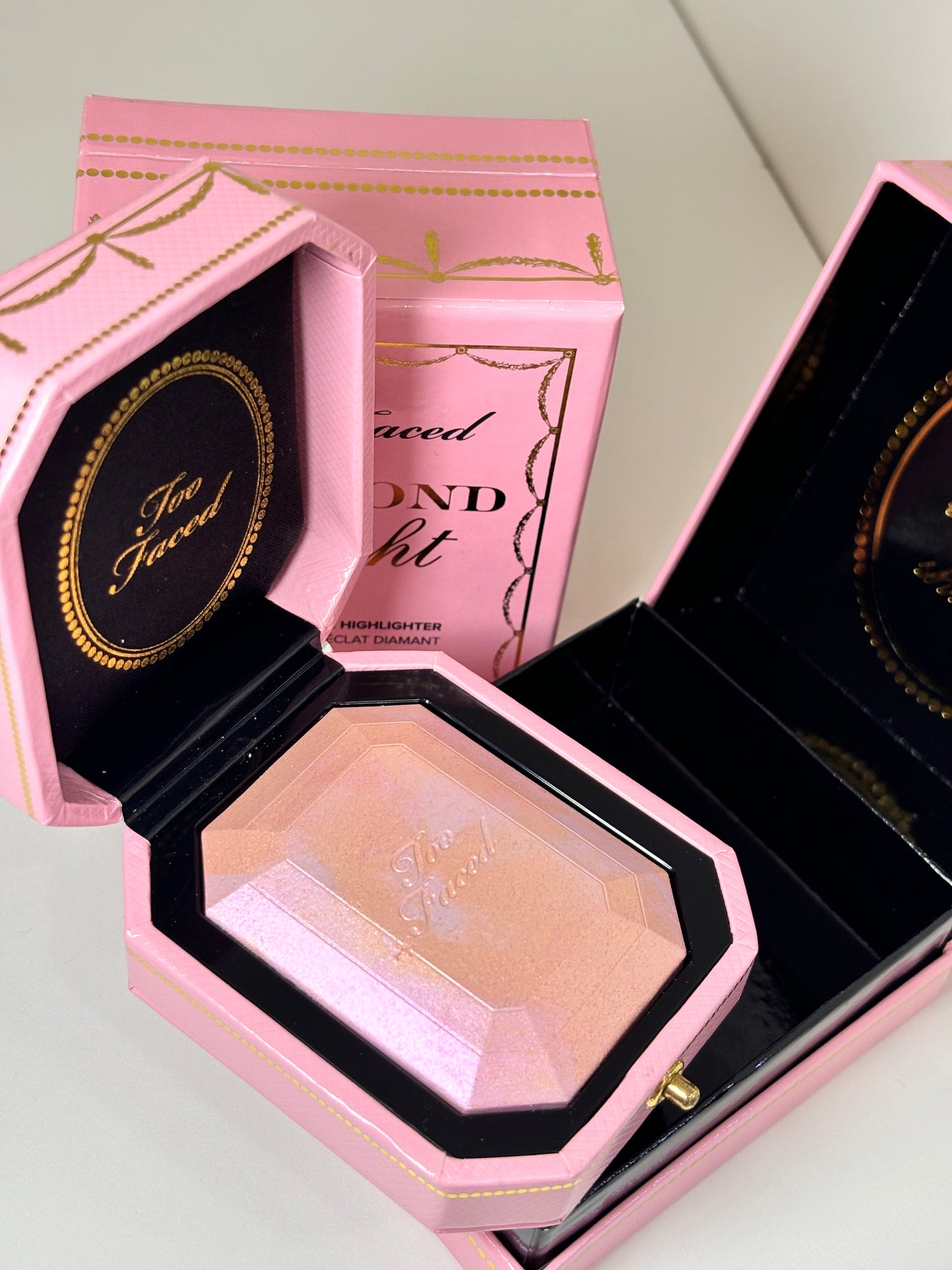 Illuminante too faced
