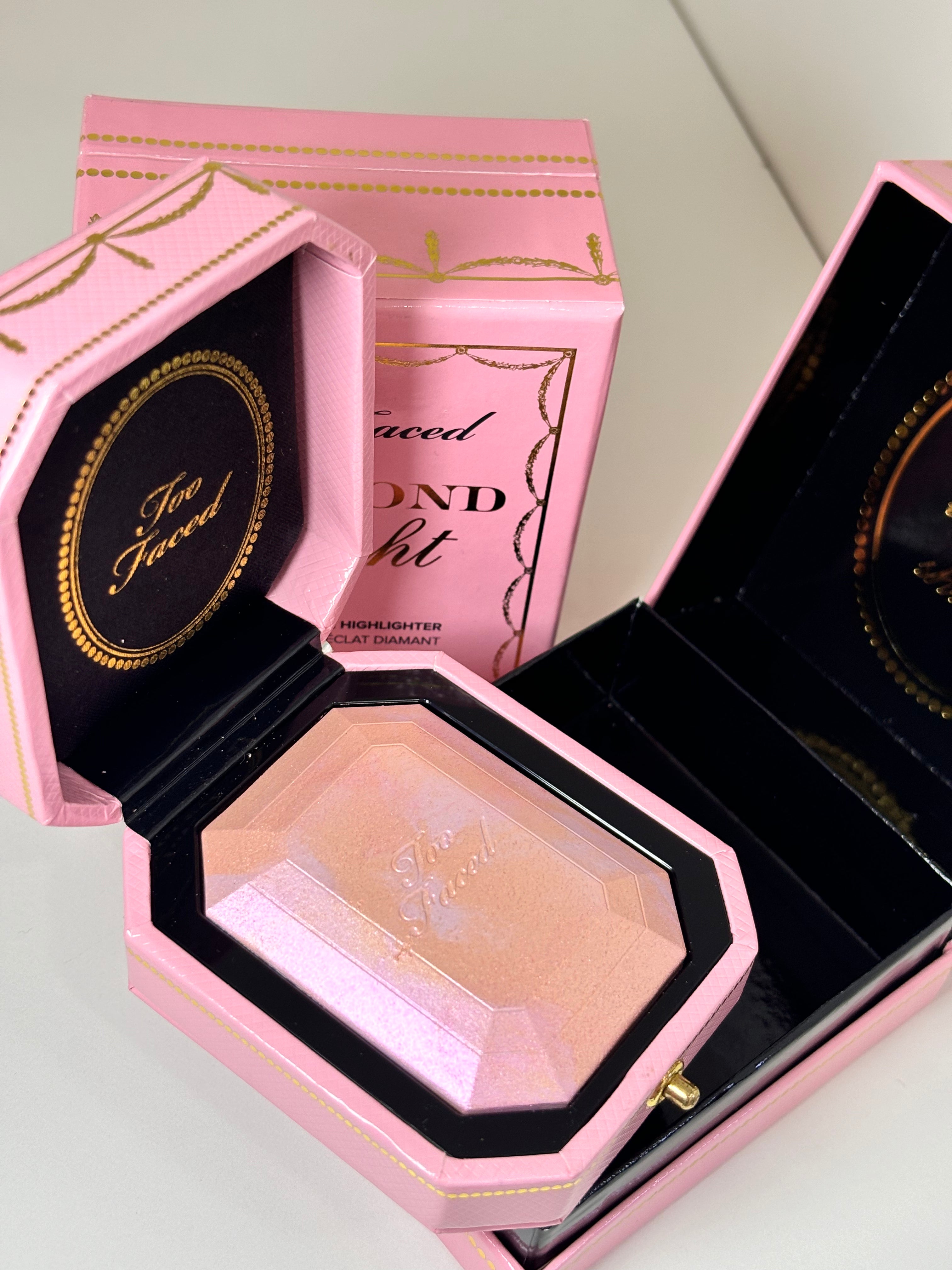 Illuminante too faced