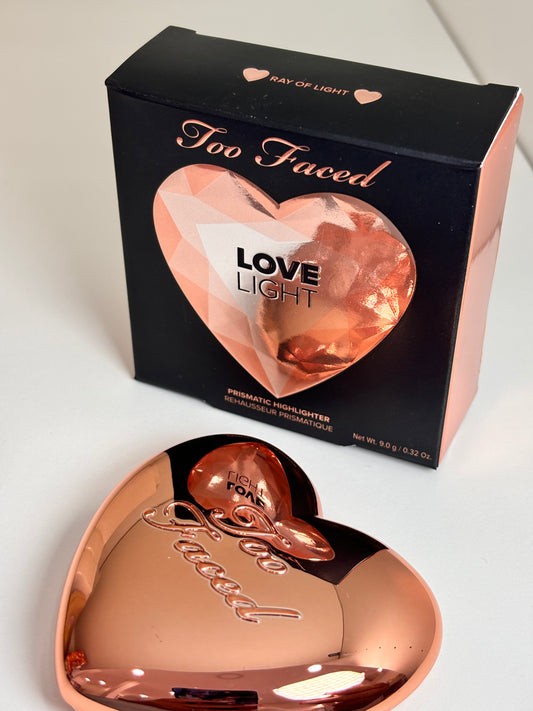 Illuminante too faced